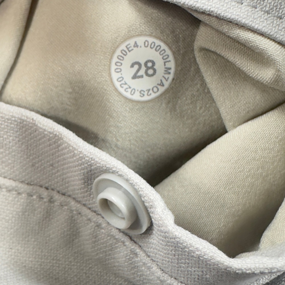 Lululemon Shorts Men's 28 Tan Commission Performance Chino Athletic SEE DESC. - Picture 10 of 10